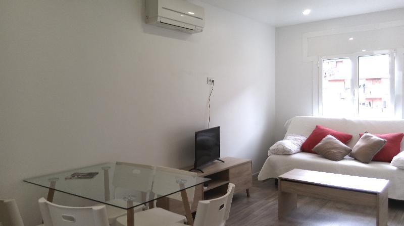 Castel Apartments L'Hospitalet de Llobregat Eksteriør bilde